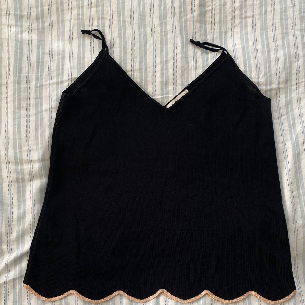 Zara Black Scalloped Hem V-Neck Camisole